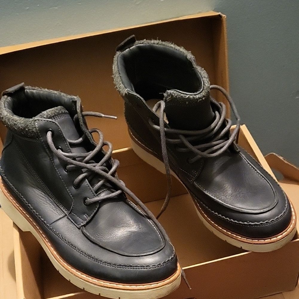 Clarks Dark Blue Woman's Leather Boots
